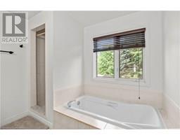 320 HAMILTON Drive UnitNo. 10 - 27