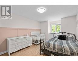 320 HAMILTON Drive UnitNo. 10 - 30