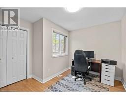 320 HAMILTON Drive UnitNo. 10 - 32