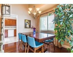 1 LEITH Court - 9