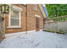 5 DEKAY Street - 32