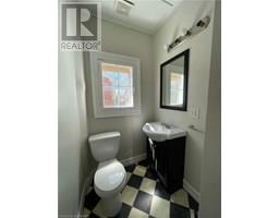 80 BYRON Avenue E - 17
