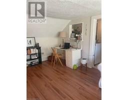 80 BYRON Avenue E - 37