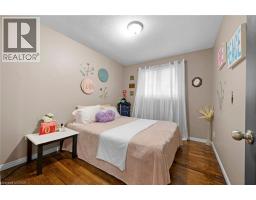 3 KAMPS Crescent - 18
