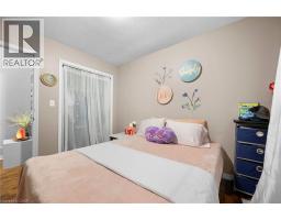 3 KAMPS Crescent - 19
