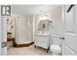 3 KAMPS Crescent - 27