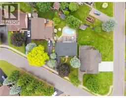 3 KAMPS Crescent - 42