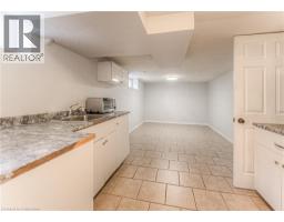 48 ELLIS Avenue - 38