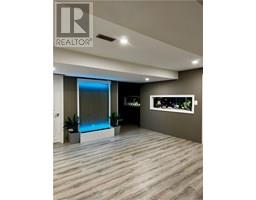 29 MAPLEVIEW Drive - 31