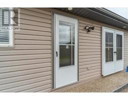 29 MAPLEVIEW Drive - 34