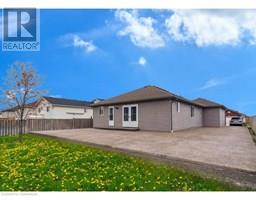 29 MAPLEVIEW Drive - 37