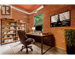 85 SPRUCE Street UnitNo. 206 - 15