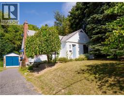 119 MCCALL Crescent - 1