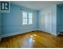 119 MCCALL Crescent - 13