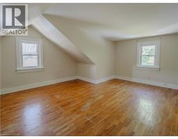 119 MCCALL Crescent - 17