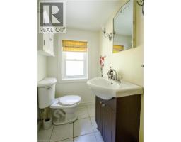 119 MCCALL Crescent - 19