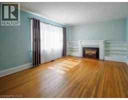 119 MCCALL Crescent - 2