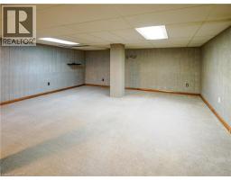 119 MCCALL Crescent - 22