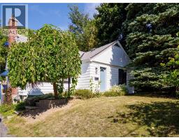 119 MCCALL Crescent - 30
