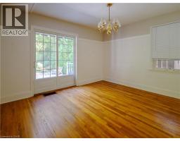 119 MCCALL Crescent - 6