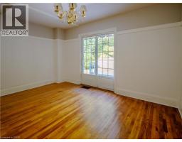 119 MCCALL Crescent - 7