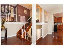 107 ROSENEATH Crescent - 18