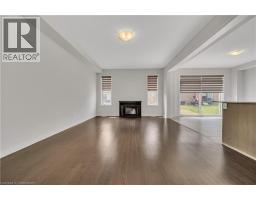 22 PRINCE PHILIP Boulevard - 10