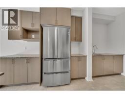 22 PRINCE PHILIP Boulevard - 16