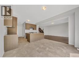 22 PRINCE PHILIP Boulevard - 20