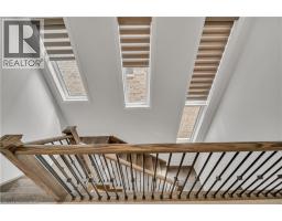 22 PRINCE PHILIP Boulevard - 24
