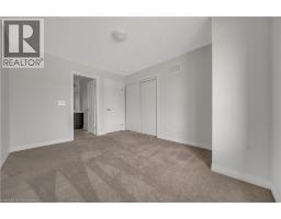 22 PRINCE PHILIP Boulevard - 40