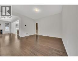 22 PRINCE PHILIP Boulevard - 8