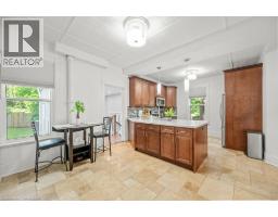 89 LYNDEN Road - 14