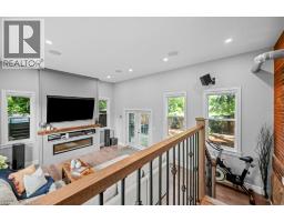 89 LYNDEN Road - 17