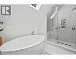 89 LYNDEN Road - 40