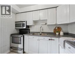 32 MOWAT Boulevard UnitNo. 52 - 10