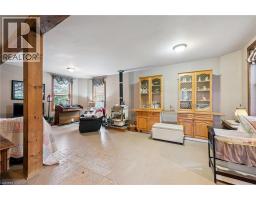 11 ANN Street N - 11