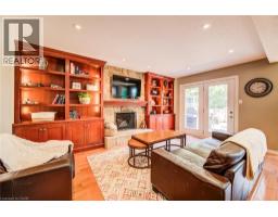 33 TINATAWA Court - 25