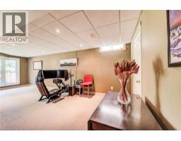 33 TINATAWA Court - 40