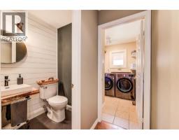 33 TINATAWA Court - 8