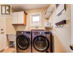 33 TINATAWA Court - 9
