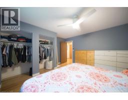 17 KELLY Avenue - 23