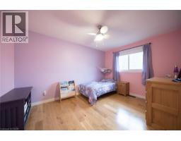 17 KELLY Avenue - 26
