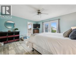 55 STIEFELMEYER Crescent - 21