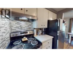 91 AVONWOOD Drive UnitNo. 17 - 4