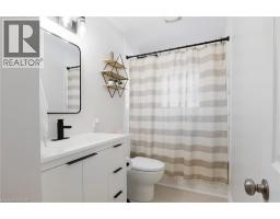 49 LAURIS Avenue - 13