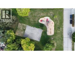 49 LAURIS Avenue - 38