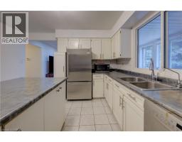 1740 HOLLEY Crescent - 11