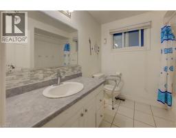 1740 HOLLEY Crescent - 17