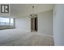 55 GREEN VALLEY Drive UnitNo. 1009 - 21